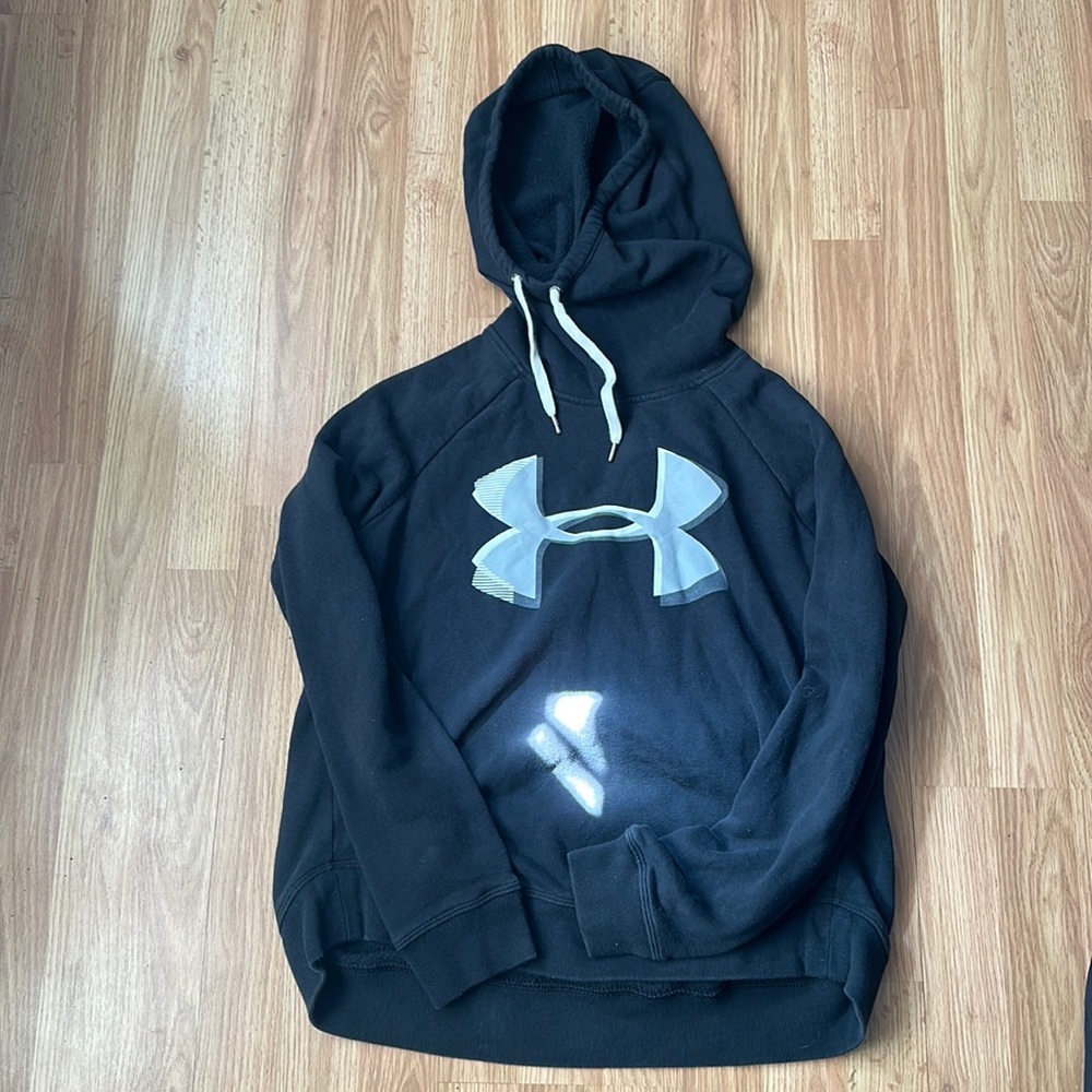 women’s under armour black hoodie